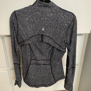 LULULEMON define jacket in white and black pattern SIZE 8